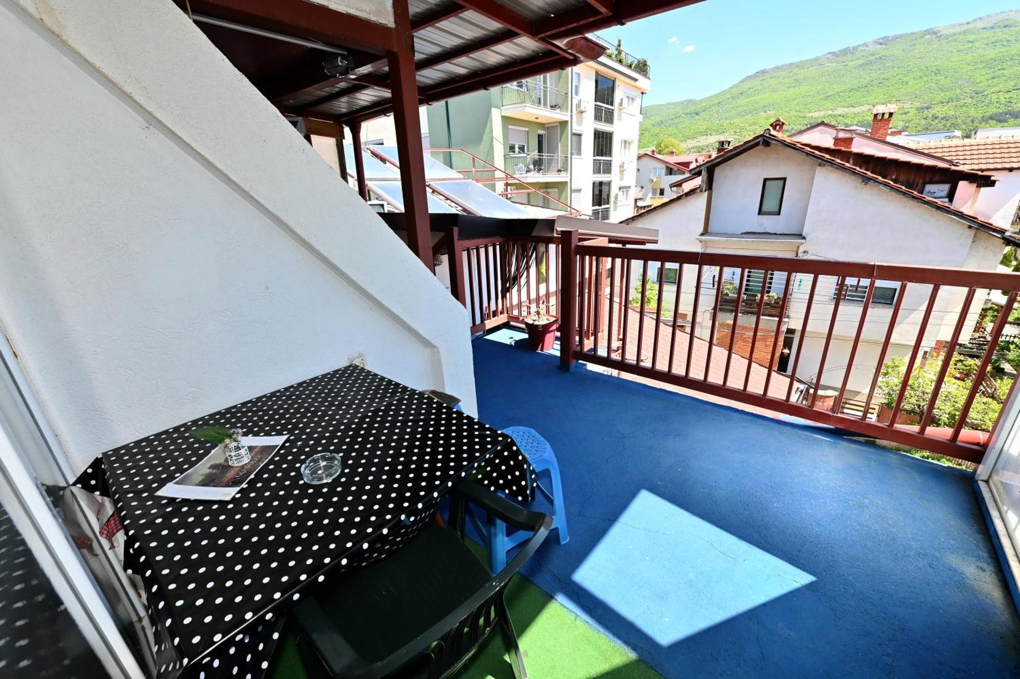 Blue Lake Hostel Ohrida Exterior foto